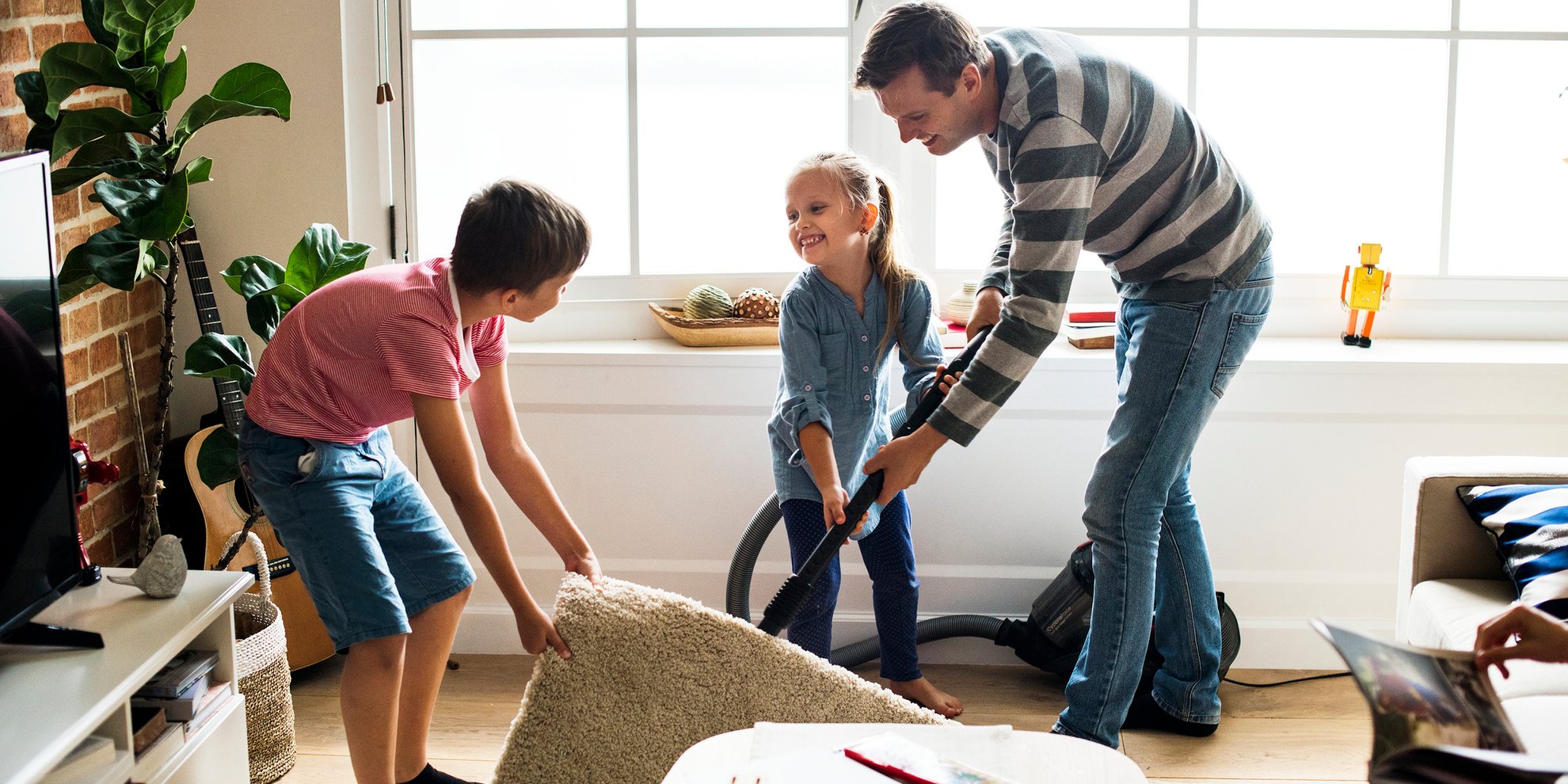 Frühjahrsputz mit Kindern: Checklisten & Tipps für Putzen ohne Stress