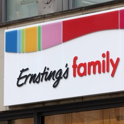 Boho-Style für draußen: Diese Ernsting's family Laterne macht jeden Garten Instagram-ready