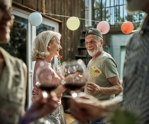 Silberhochzeit feiern und welche Geschenke diesen besonderen Tag noch ein bisschen schöner machen