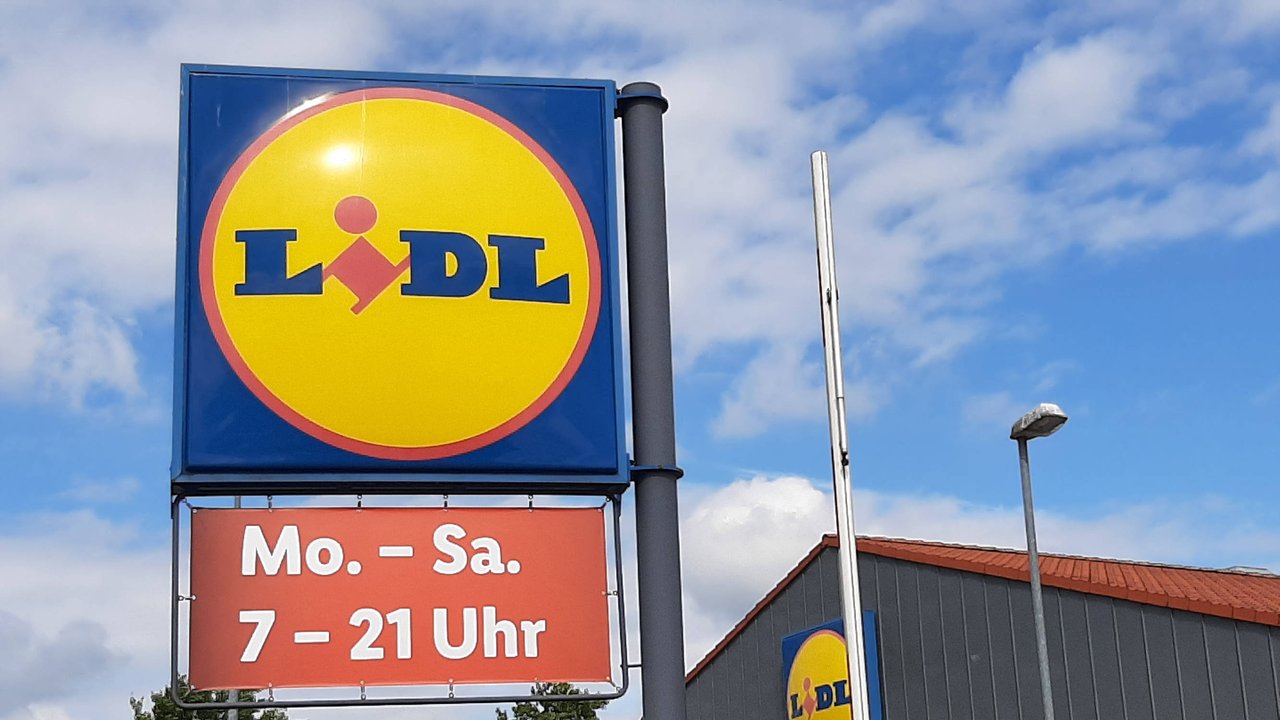 Bei Lidl erhaltet ihr einen tolles Gadget, das ungewollte Zugluft nicht in eure Wohnung hineinlässt.