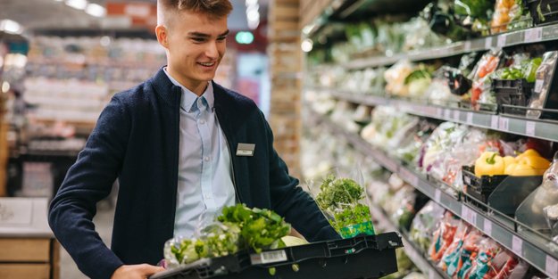 Ferienjobs für Schüler & Schülerinnen: Diese Vorschriften gelten für junge Menschen