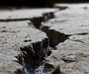 Wie entstehen Erdbeben? Für Kinder erklärt