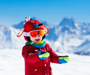 Skihandschuhe für Kinder: 5 coole Modelle für warme Hände