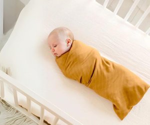 Pucksack im Alltag: Wie er Babys beim Schlafen hilft