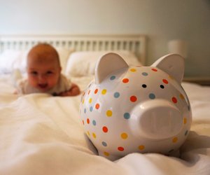 Neues zur Elterngeld-Kürzung 2024: Diese Einkommensgrenze gilt ab April