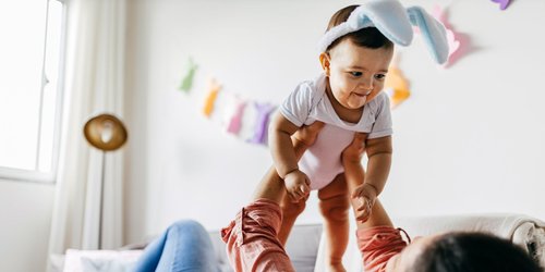 Zu schön, um wahr zu sein? Dieses günstige Baby-Outfit sieht aus wie von einer Designer-Marke!