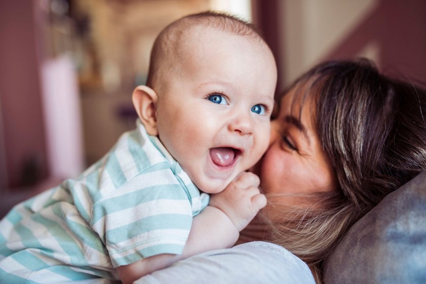 Schnell schwanger werden Tipps: Mama mit Baby