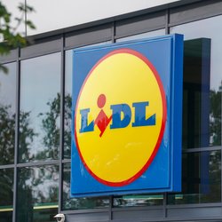 Zeitlos, aber schick: Diese Lidl-Kommode passt in jedes Wohnzimmer