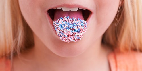 Bye-bye Zucker! Worauf Eltern bei Zuckerersatz achten müssen & welche Kindern schmecken