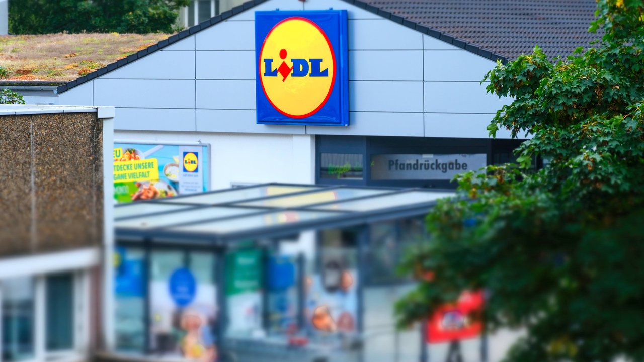 Bei Lidl gibt es einen tollen Teppich fürs Schlafzimmer.