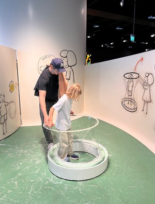 Es gibt auch eine Seifenblasen-Werkstatt im Experimentarium.