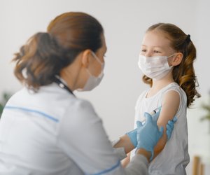 HPV-Impfung für Mädchen und Jungen: Ein wichtiger Schritt gegen Krebs?