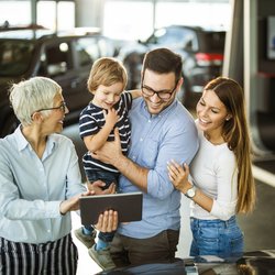 Familienauto: Platz und Sicherheit von Kombi, Van & Co.