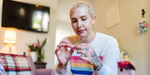 Ist Kiffen riskant bei Kinderwunsch? Neue Studie schlägt Alarm