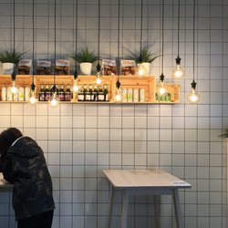 Von Spielküche bis Wohnwand: 17 überraschende Upcycling-Ideen mit der KNAGGLIG-Box von IKEA