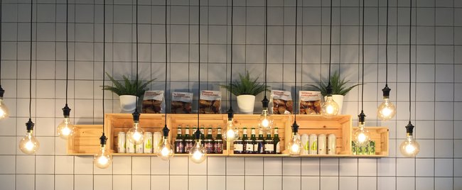 17 geniale Ideen: So verwandelt ihr die KNAGGLIG-Kiste von IKEA in stylische Möbelstücke