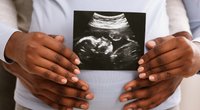 Mutterschaftsrichtlinien: Regeln zur medizinischen Betreuung in Schwangerschaft & bei Geburt
