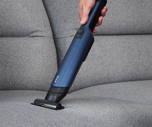 Haushalts-Must-have: Amazon verkauft Shark Mini-Staubsauger zum Sparpreis