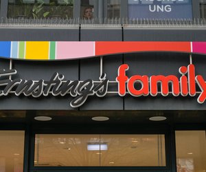 Lass den Frühling bei dir einziehen: Mit der Tischdecke von Ernsting's family für 10 €