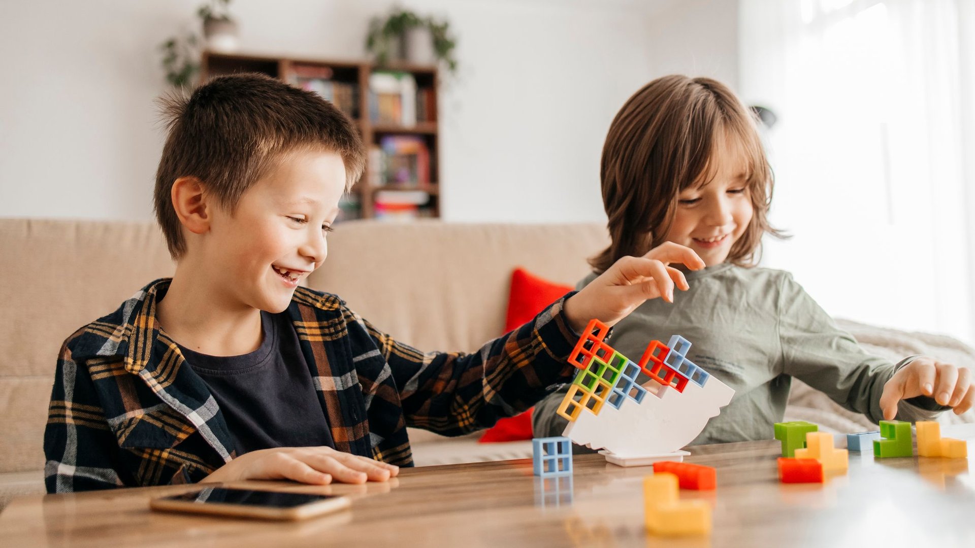 Diese 17 Spiele machen dein Vorschulkind fit für die Schule