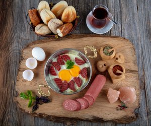 Sucuk in der Schwangerschaft: Darfst du von dieser Wurst essen?