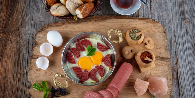 Sucuk in der Schwangerschaft: Darfst du von dieser Wurst essen?