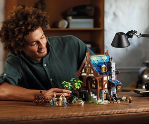 Für Mittelalter-Fans: LEGO verkauft diese mittelalterliche Schmiede zum Knaller-Preis