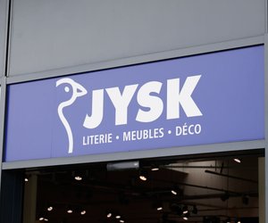 Sommergenuss to go: Dieses günstige JYSK-Kannenset ist perfekt fürs Familienpicknick