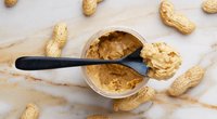 Ist Erdnussbutter vegan und worauf sollte ich achten?