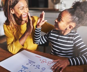 Hausaufgaben machen: 13 hilfreiche Tipps zum Umgang mit Schulaufgaben