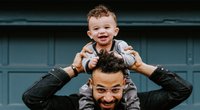 Vaterqualitäten: So ist jedes Sternzeichen als Papa