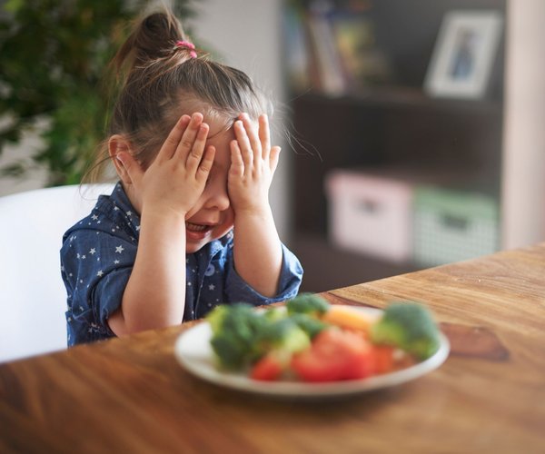 Laktoseintoleranz bei eurem Kind: Daran merkt ihr es