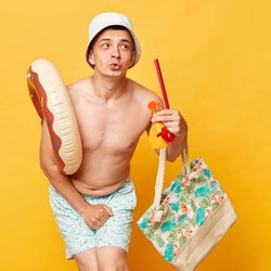 SOS am Strand: Was tun, wenn die Blase drückt und die Toilette weit ist?