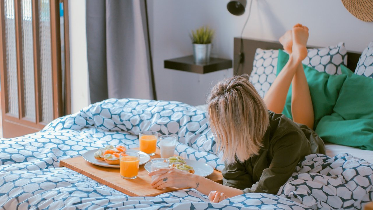 Frühstück im Bett ist ein Stück Luxus