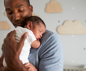 Baby beruhigen, wenn es schreit: 10 Sofort-Tipps gegen Unruhe
