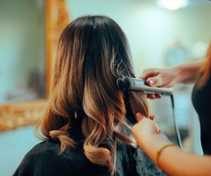 Trinkgeld beim Friseur: So findest du die passende Summe (und vermeidest Fettnäpfchen)