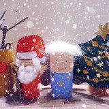 Nachhaltiges DIY: Weihnachtsdekoration aus Klopapierrollen basteln