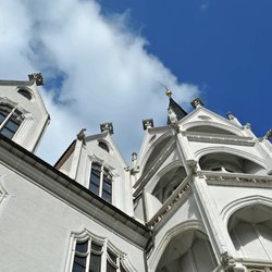 Märchenhafte Burg: Das erste Schloss Deutschlands begeistert bis heute!