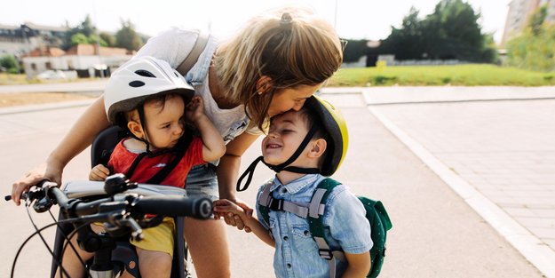 Fahrradhelm fürs Baby im Test: Das sind unsere 5 Favoriten