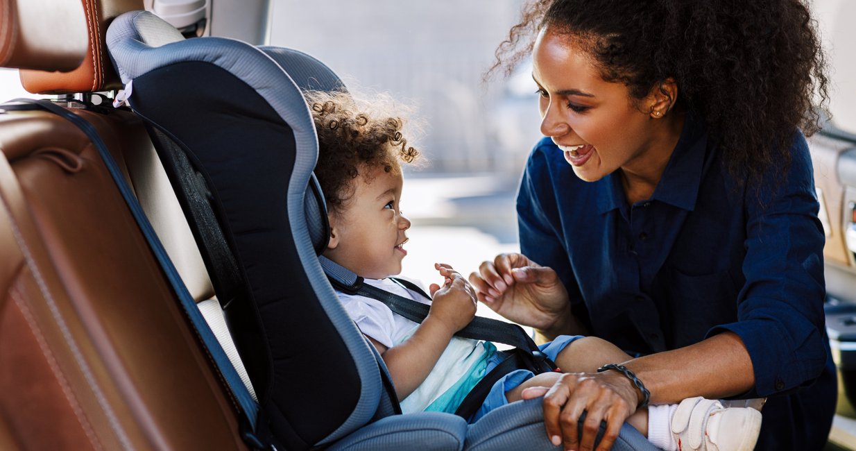 Kindersicherheitsgurt Fahren Kindersitz wesentlich Erhöhung Sicherheitsfaktor 