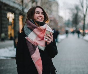 Farbenfroh durch den Winter: Diese 4 Bonprix-Schals fände Luna Lovegood magisch