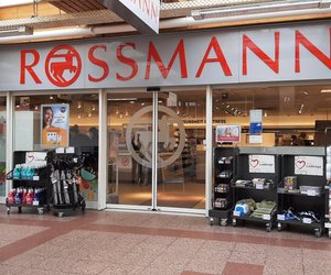 Blitzschnell zu Rossmann: Die LED-Metallstadt, die deine Weihnachtsdeko revolutioniert