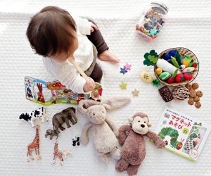 Rückruf bei Rossmann: Dieses Spielzeug kann für euer Baby gefährlich werden