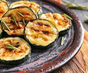 Aubergine & Schwangerschaft: Das sollten Mamas beachten