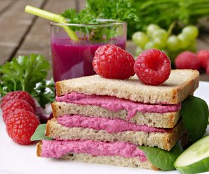 Sommerlich, praktisch, stylisch: Die Zitronen-Lunchbag gibt’s jetzt bei Rossmann