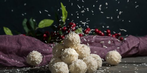 Die Ho-Ho-Hose kneift: 12 vegane Weihnachts­snacks zum Kaufen und Selbstmachen