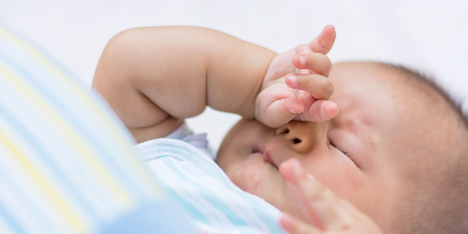 Gerstenkorn Baby: Was jetzt hilft & wann du besser zum Arzt gehst