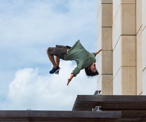 Parkour für Kinder: Wie geeignet ist die Sportart?