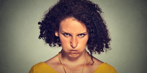 11 abfällige Sätze, die alle Mütter kennen und nicht mehr hören wollen