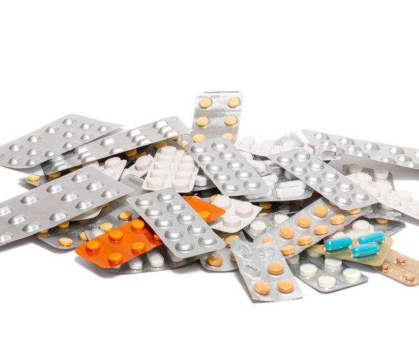 Acc Und Ibuprofen Zusammen Einnehmen Dürfen Diclofenac und Ibuprofen zusammen eingenommen werden?
